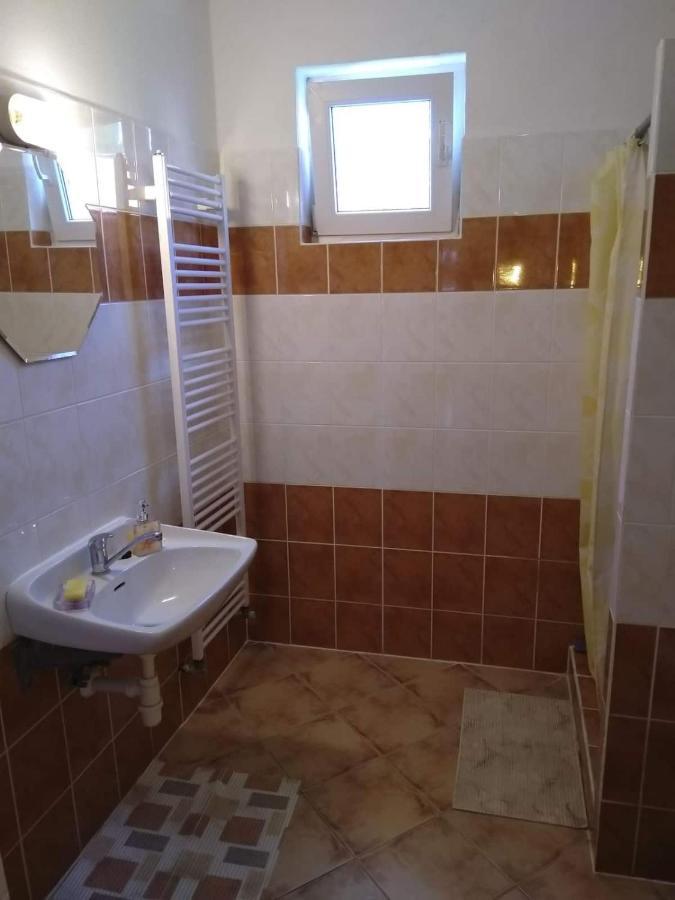 Hannah - Relax Dom Pod Orechom - 2I Rodinne Studio So Zdielanou Kuchynou Barsfüss Kültér fotó
