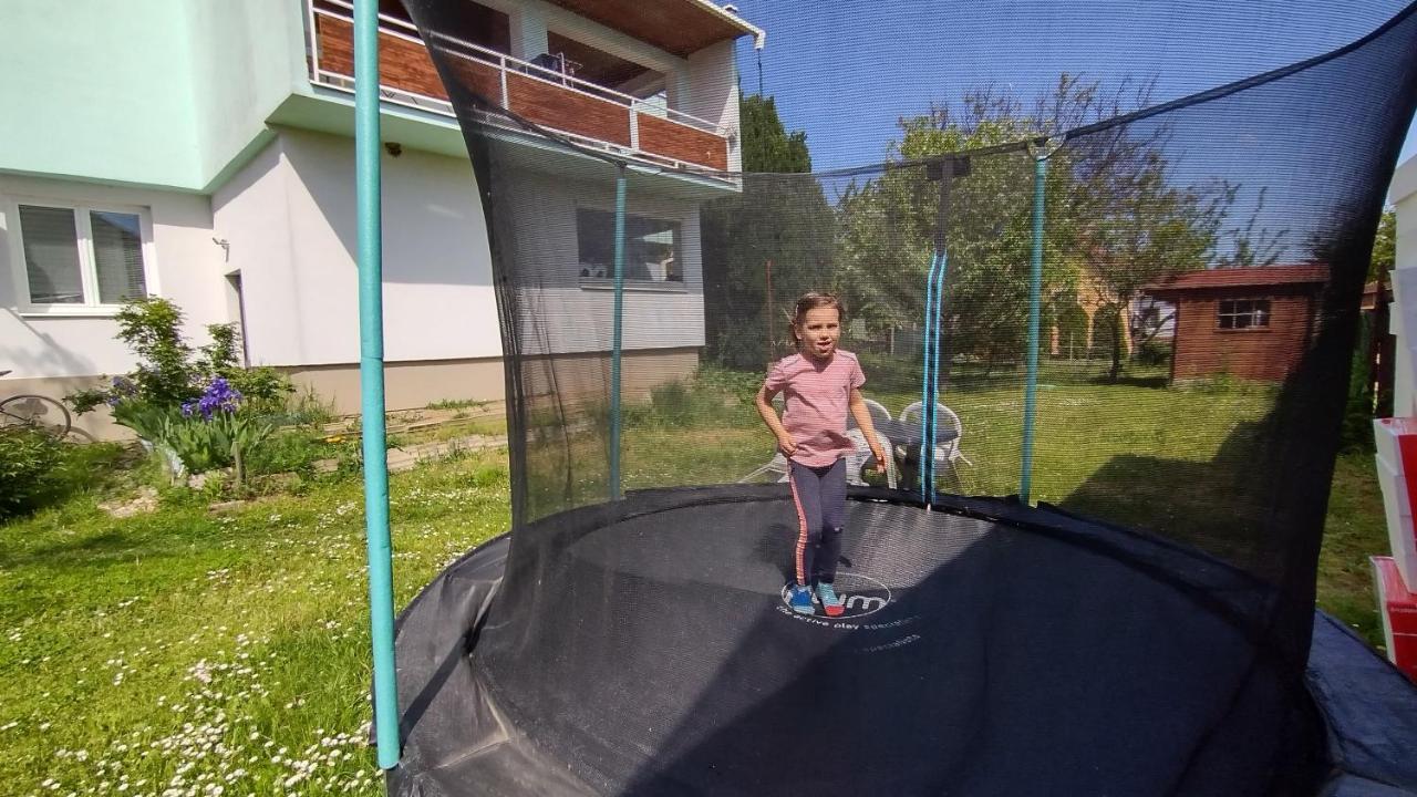 Hannah - Relax Dom Pod Orechom - 2I Rodinne Studio So Zdielanou Kuchynou Barsfüss Kültér fotó